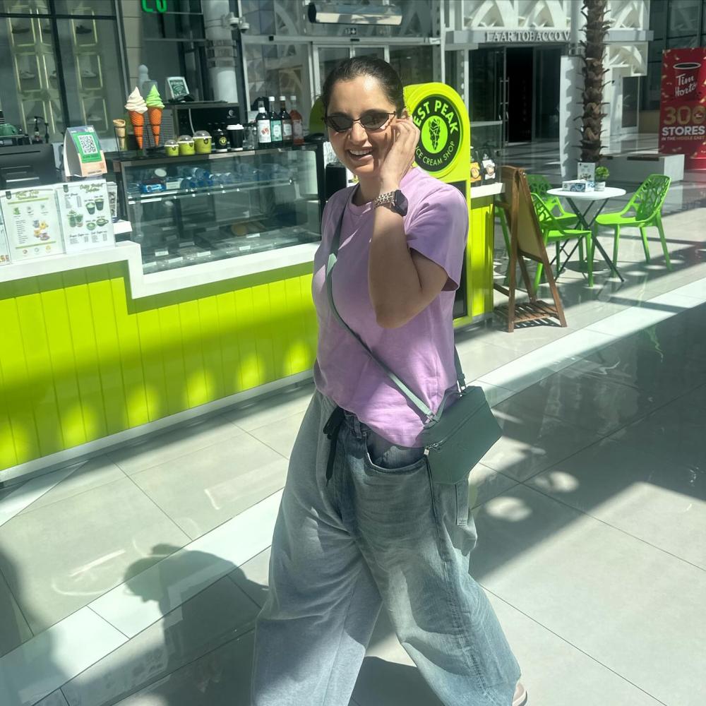 sania-mirza-colorful-photos